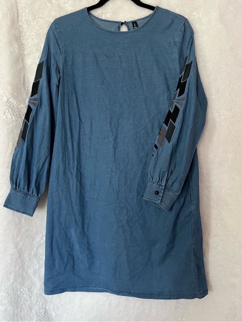 Blue Embroidered Long-Sleeve Shift Dress